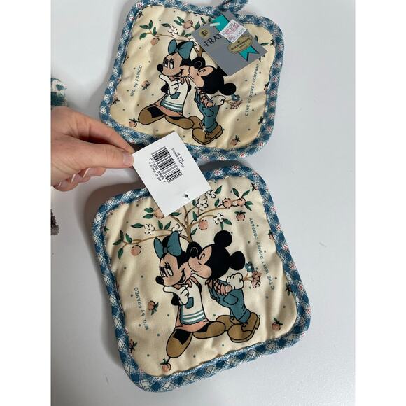 NEW Vintage Disney Mickey Minnie Peach Tree Cannon Dish Towel 2 Pot Holders - Picture 3 of 7
